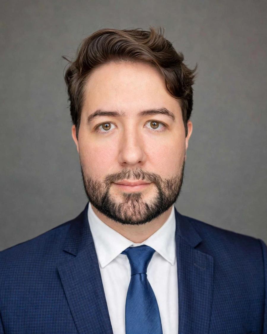 Dr. Matheus Borges, especialista em tricologia